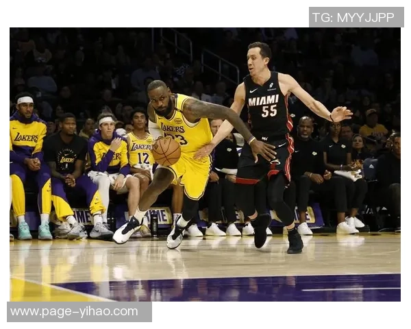 今日湖人对阵热火精彩视频回顾与赛后分析助你了解比赛全貌 今日湖人对阵热火精彩视频回顾与赛后分析助你了解比赛全貌